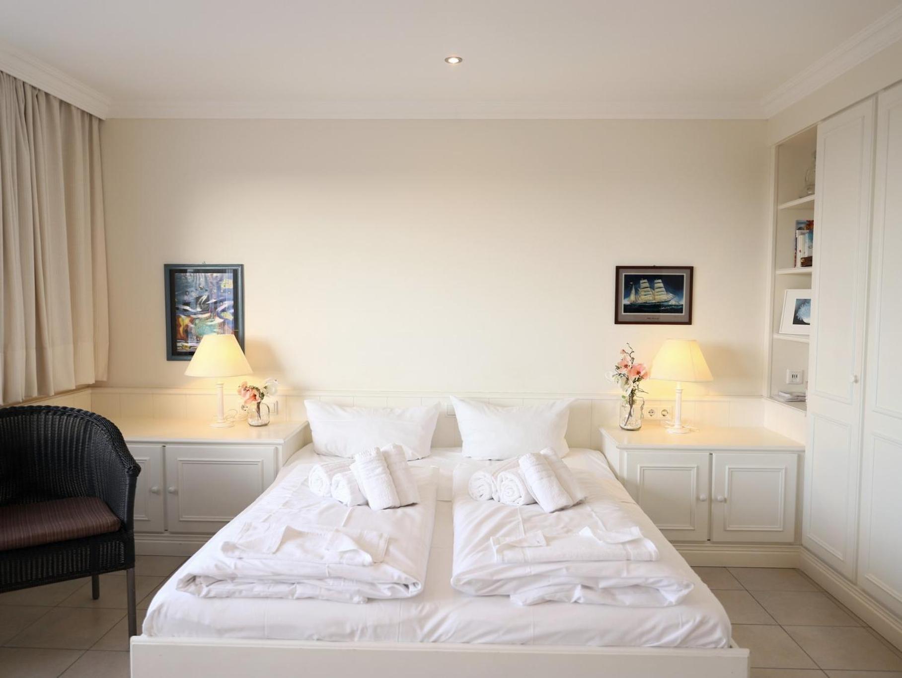 Wohnen Sie im Herzen Westerlands, in einer komplett neu renovierten 1-Zimmer Wohnung Exterior foto